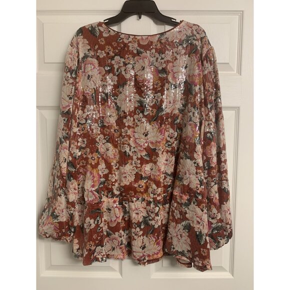 NWOT Lauren Conrad Floral Sequence V Neck Blouse Size 4X - Picture 3 of 9